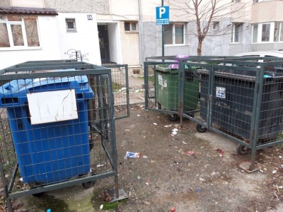 photo_2020-01-10_11-21-49.jpg (220.74 KiB) 11645 mal betrachtet Alte Sammelstelle (eher sauber)